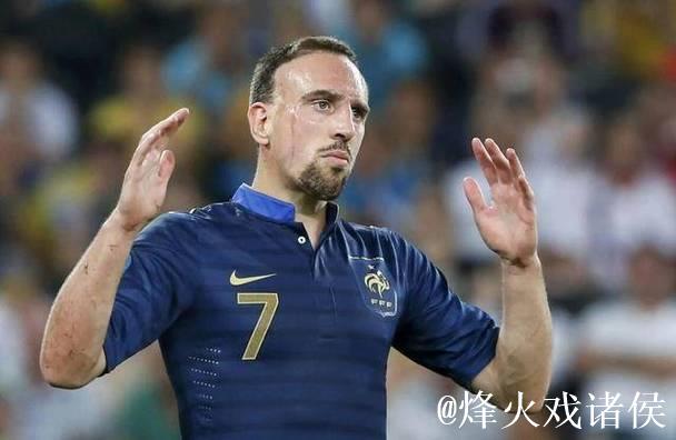 卡尔是否该去踢世界杯?里贝里:足球中没有“太 卡尔是否该去踢世界杯?里贝里:足球中没有“太