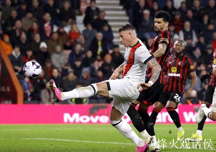 在曼联主场连续3场英超进球3+，伯恩茅斯是第一支做到的球队