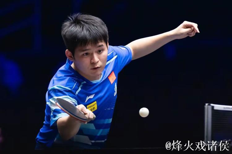 WTT总决赛：林诗栋4-0完胜梁靖崑，挺进男单八强